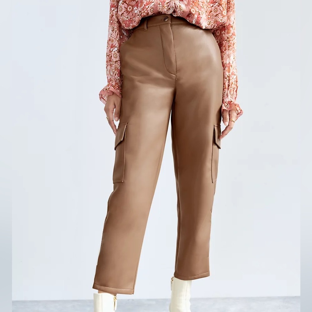 MOVING SALE - Wilfred Modern Cargo Pant